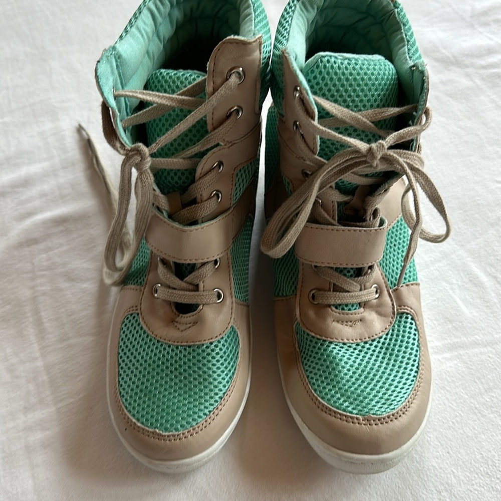 Sneaker Wedges - Picture 2 of 2